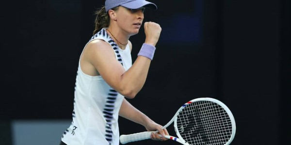 山猫直播-莱巴透露战斯瓦泰克的两大关键，丝袜称气温还这么高会手足无措|莱巴金娜|梅尔滕斯|伊莉丝-梅尔滕斯|女单|澳网_新浪体育_新浪新闻