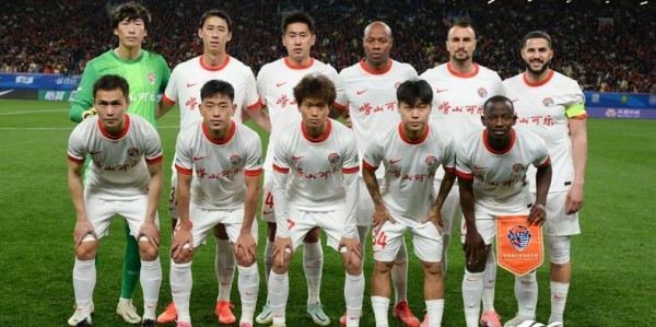 NBA直播-王子铭高级货！韩鹏飞拼了 韦世豪成熟了！海牛10号看饮水机合适