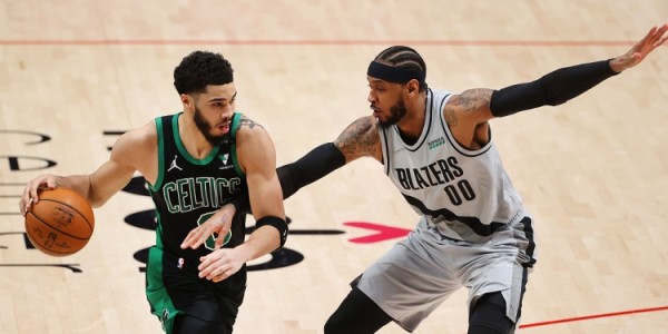 看球网-白巧克力不满：甜瓜不能给塔图姆建议？斯托克顿不能给控卫建议？