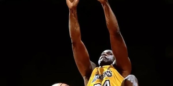 奥尼尔转发湖人队史10大巨星，詹姆斯仅第十，榜首无悬念