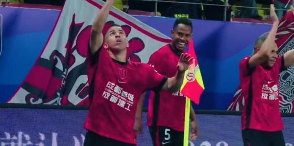 NBA直播-王子铭高级货！韩鹏飞拼了 韦世豪成熟了！海牛10号看饮水机合适