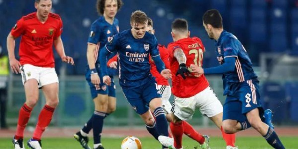 看球直播-【观察】塔帅改造初见成效 枪手该多给厄德高传球