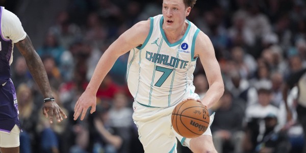 看你下半场了！克尼佩尔半场7中2&amp;amp;三分1中0拿到4分5板1断1帽