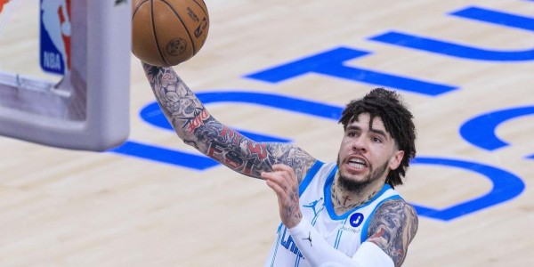 山猫直播-超越奥尼尔！哈登得分历史第9！出来见上帝！小卡35+5+3打爆黄蜂