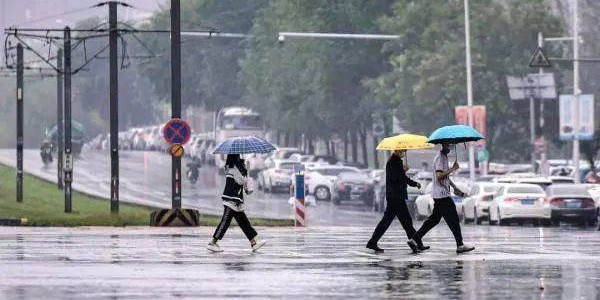 球迷回归!阿根廷国家德比 河床主场的火爆看台