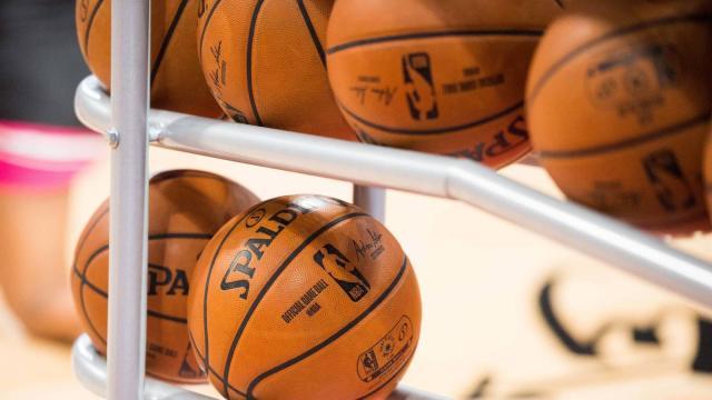 1613703882487049723.jpg nba-address-players-concerns-covid-19-vaccines.jpg